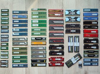 HD S-ATA, HD SSD 250GB - 8TB, dále RAMky DDR3 pro desktop PC - 4