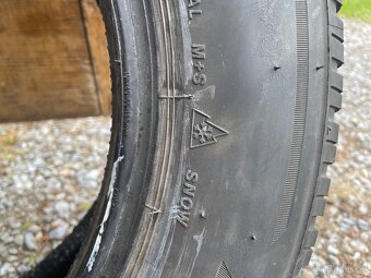 Bridgestone Blizzak LM005 185/65 R15 88T - 4