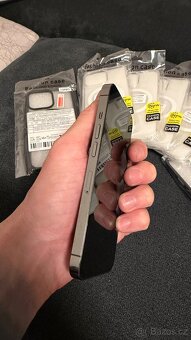 Apple iPhone 13 Pro - 4