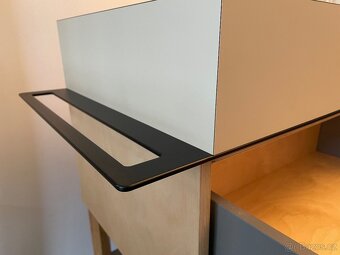 Závěsná skříňka - extreme outlet ze showroomu š 1145 x h 475 - 4