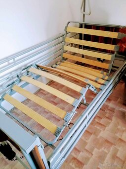 Polohovací postel s elektrickým roštem - 4