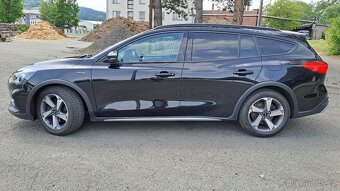 Ford Focus 2.0 EcoBlue Business ACTIVE AT - 4