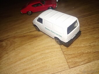 Autíčka angličaky škoda Octavia igra VW transporter t3 - 4