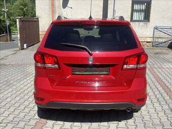 Fiat Freemont 2.0 125kW 2015 125375km 7 MÍST AUTOMAT 4x4 - 4