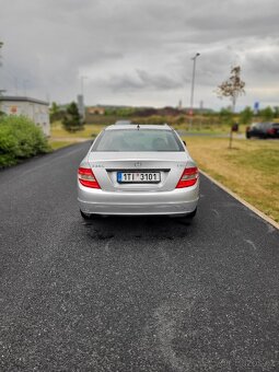 Mercedes C200 CDI 100 kW Rok 2008 - 4