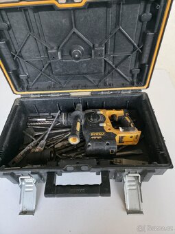 Dewalt vrtací kladivo - 4