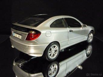 Mercedes Benz C Sportcoupe Maisto 1/18 - 4