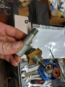 Matice převodky nahonu tachometru norton - 4