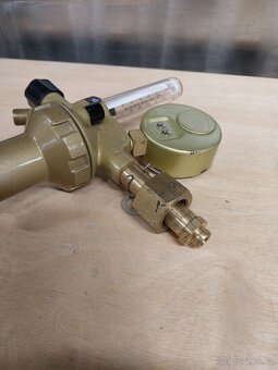 Redukční ventil s průtokoměrem - 4