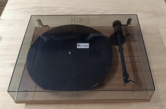 Gramofon Pro-Ject - 4