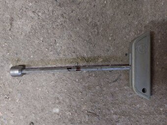 Střešní nosič na kolo E36/E39 - 4