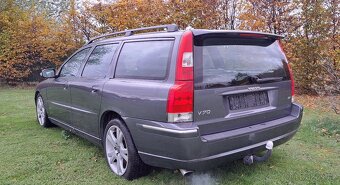 Volvo V70 2.4D5 - 4