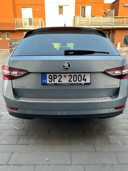 Škoda Superb 2.0 TDI combi - 4