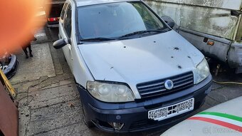 Fiat Punto - 4