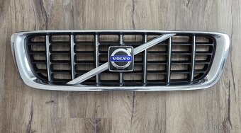 Přední maska na VOLVO V70 III - 4