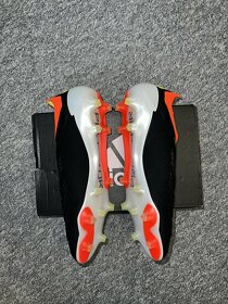 Kopačky Adidas Predator Elite LL FG - 4