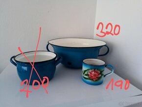 Modré, staré, smaltované nádobí - 4