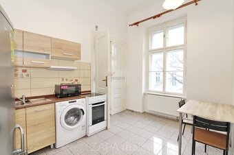 Pronájem bytu 1+1 45 m2 Praha 3 Žižkov kompletně zařízeno - 4