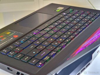 Herní notebook MSI LEOPARD | i7-10750 | RTX 3070 140W | 144H - 4