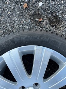 Škoda Superb originál 6Jx17 H2 ET 45,5x112/17 - 4
