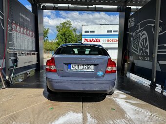 Volvo S40 - 4