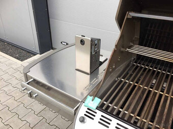 Weber Summit S 670 GBS - 4