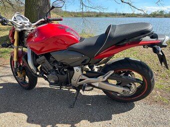Honda Hornet 600 - 4