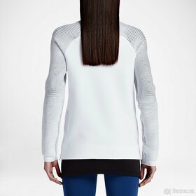 Nike Sportswear Tech Fleece Crew bílá mikina, vel. XS - 4