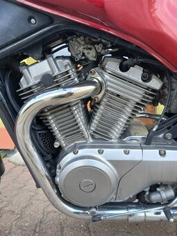 Suzuki VX800 - 4