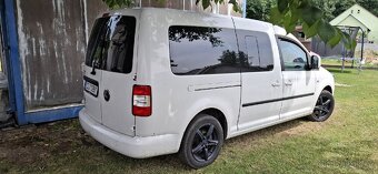Caddy maxi 7 míst - 4