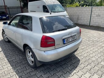 Audi A3 1,6-74 kW Rok výroby:1999 - 4