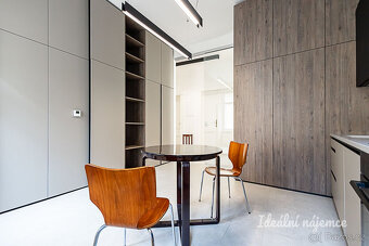 Pronájem bytu 2+1, Pštrossova, Nové Město, 70 m2 - 4