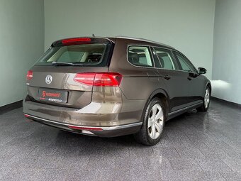 VOLKSWAGEN Passat Variant-2.0TDi-BMT-140kW-DSG-Highline-R17 - 4