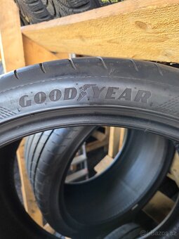 305 30 r 21 Goodyear r.v. 2021 dezén 5mm R 21 305/30 - 4