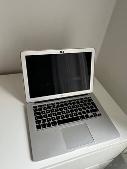 Apple MacBook Air 13” (2017) – super stav - 4