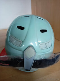 Nová lyžařská a snowboardová helma RED Reya značka Burton - 4