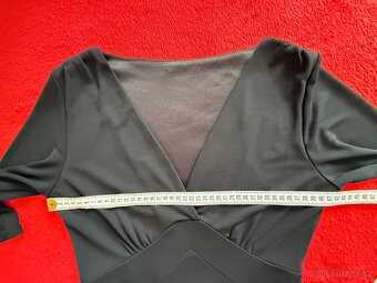 Společenské šaty - malé černé - 4