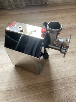 PROFI-Mlýnek na maso - 4