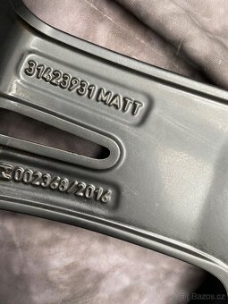 Zimní sada Volvo V90 CC/ XC40 235/50R19 103V - 4