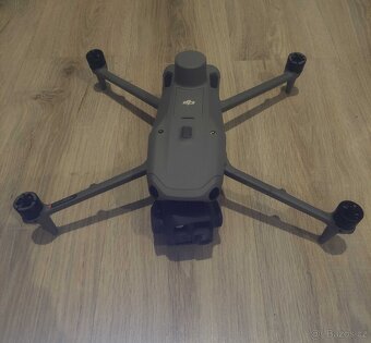 DJI Matrice 4T + 2 baterie navíc - 4