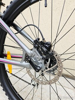 #8 Zánovní Author Solution 27,5“, pro 145-165cm - 4