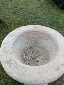 Pískovcový květináč - 4