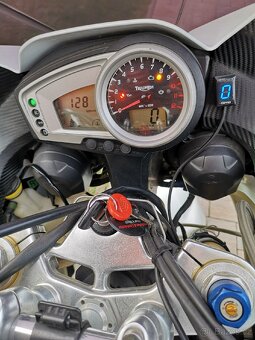 Triumph Tiger 1050 2007 - 4