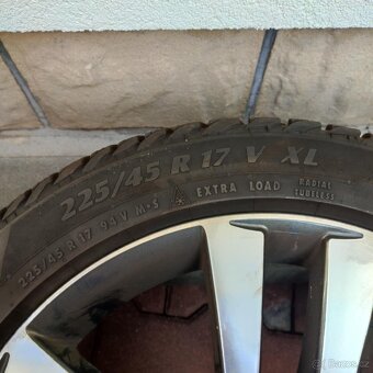 Komplet kola 225/45 R 17 (4 kusy) - 4