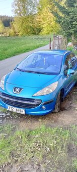 Peugeot 207 1.4i - 4