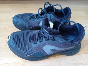Chlapecké sportovní boty Decathlon vel. 40 - 4