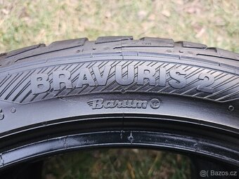 2x Letní pneu Barum Bravuris 2 - 245/40 ZR18 XL - 85% - 4
