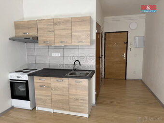 Pronájem bytu 1+kk, 29 m², Strakonice, ul. Povážská - 4