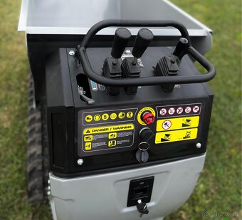 Pásový Dumper s hydrostatickým ovládáním D650 FH - 4