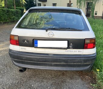 Opel Astra F 1.4 16V, r.v. 1996 – automat, slušný stav - 4